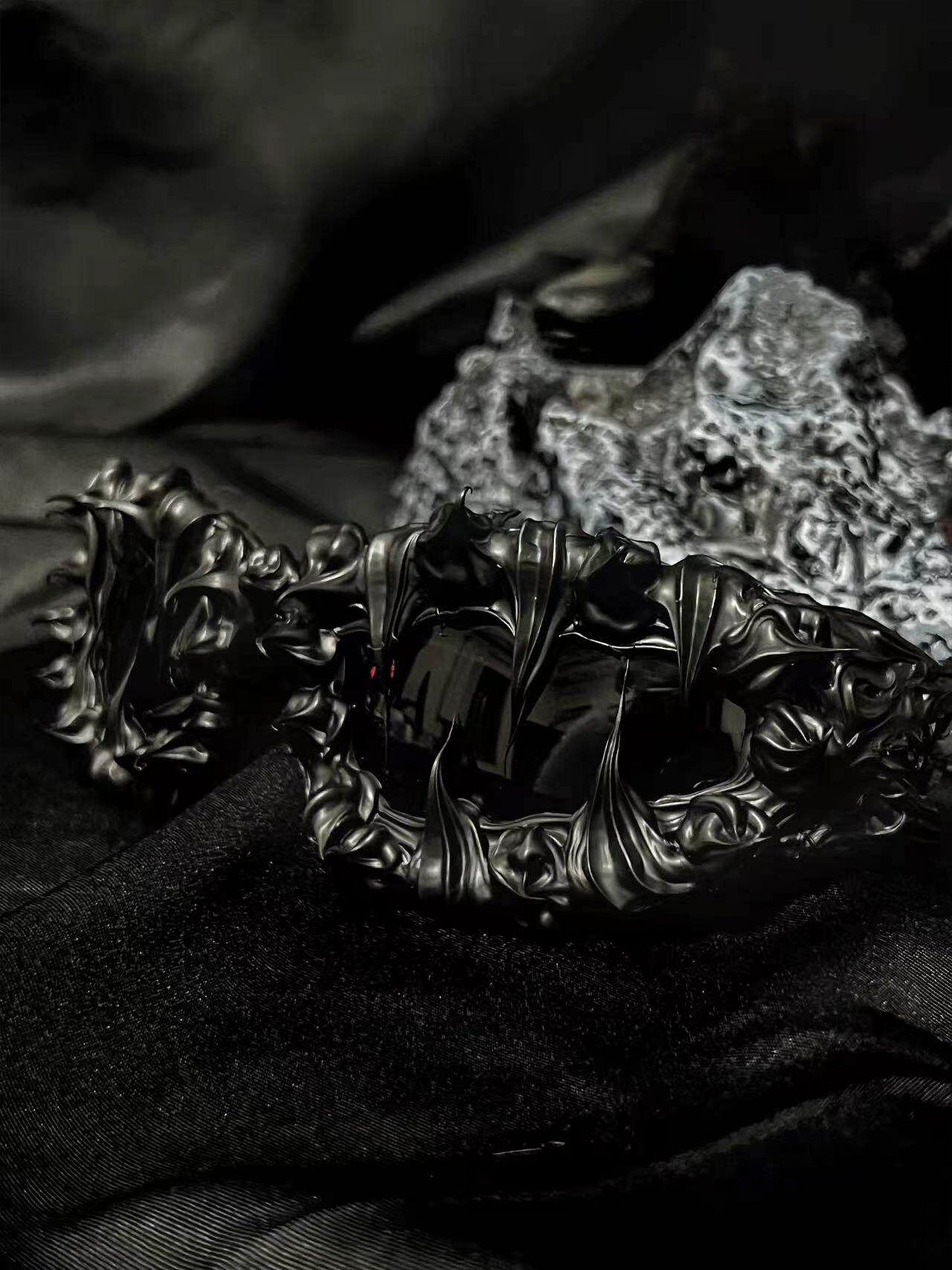 Dark Thorn Shades
