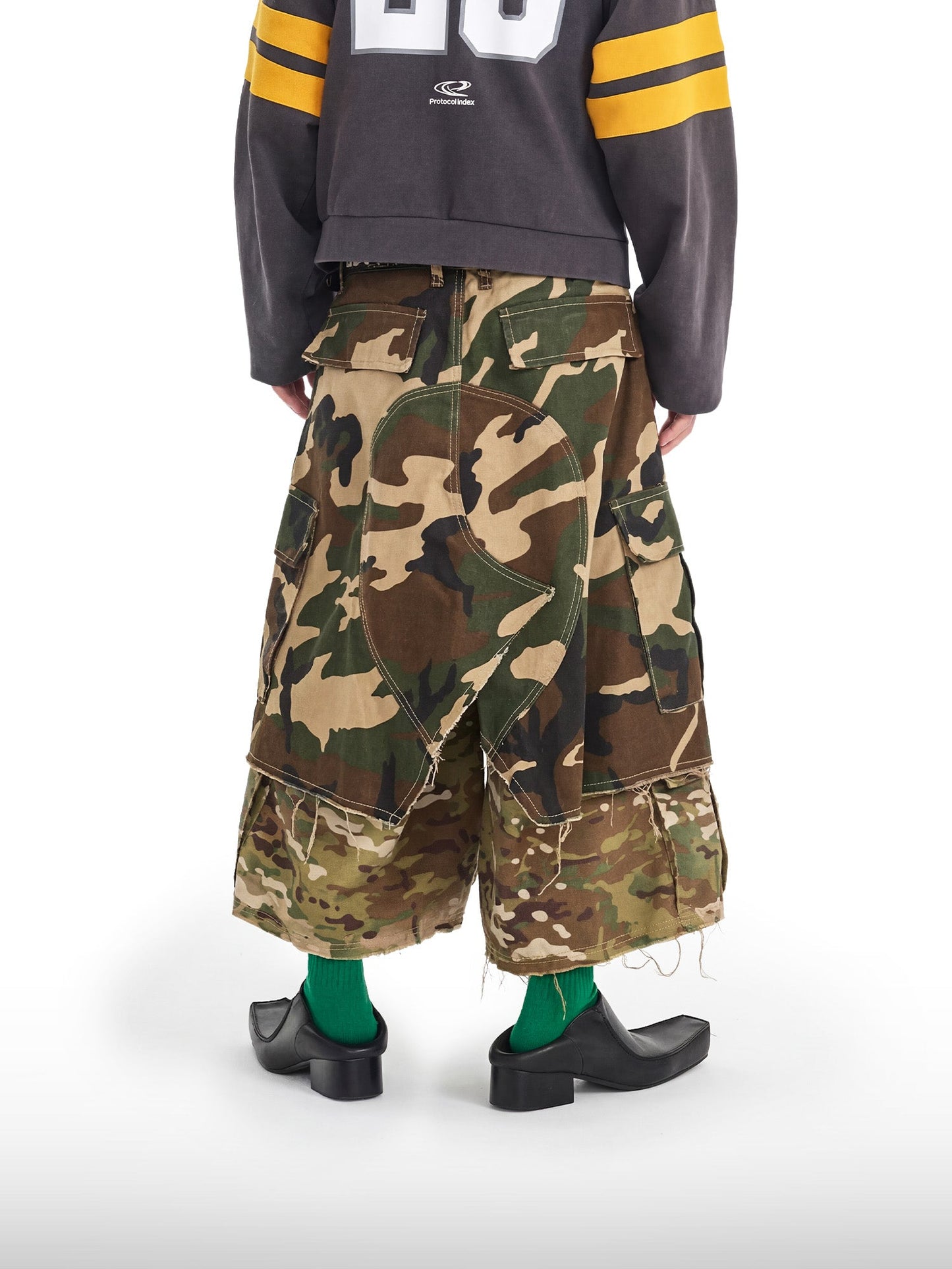 Glitch Fracture Cargo Shorts