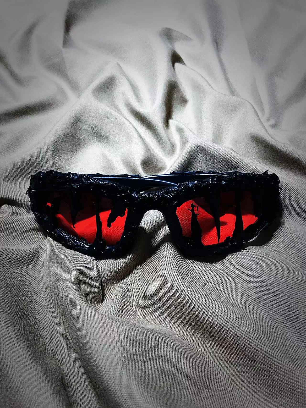 Venom Shades