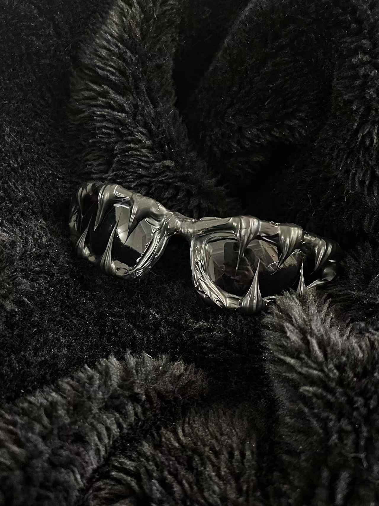 Venom Shades